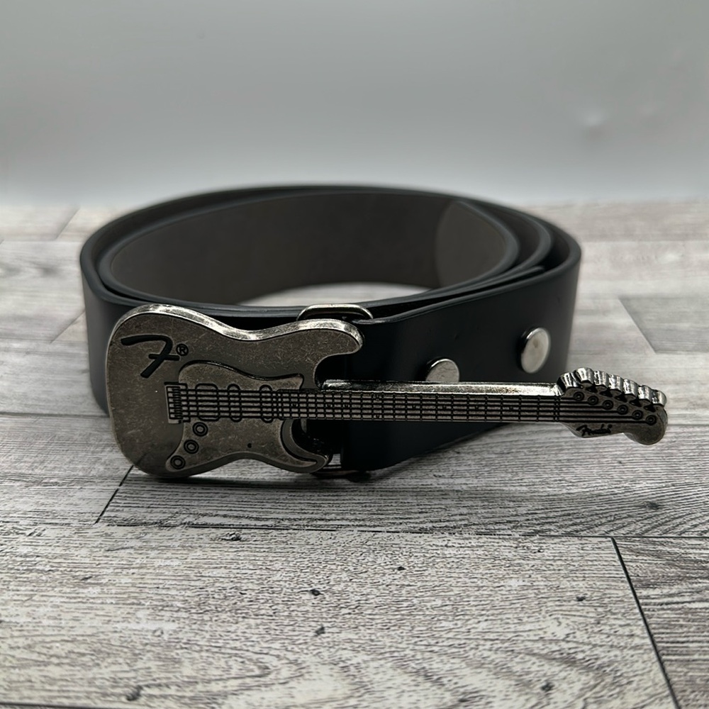 Fender black leather rock n roll fashion belt